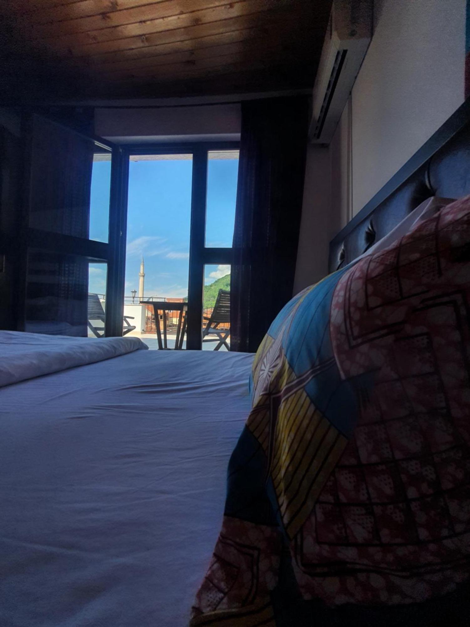 Guesthouse Hotel My Home Prizren Rum bild