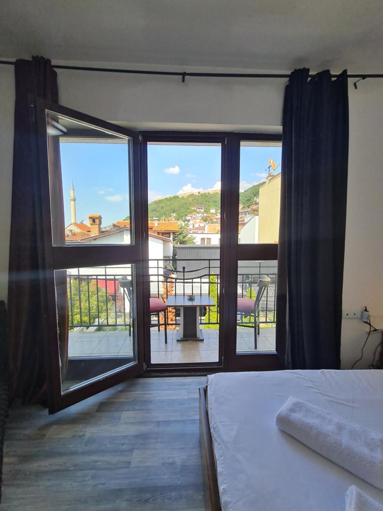 Guesthouse Hotel My Home Prizren Exteriör bild